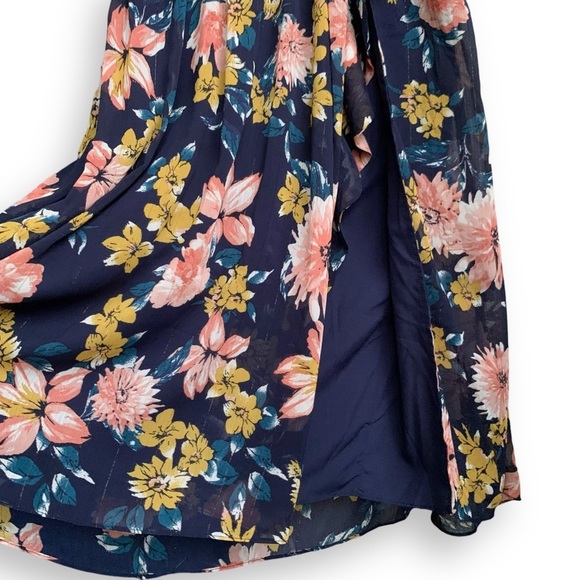 Lulu's Floral Midi Dress in Navy and Pink - Picture 5 of 16